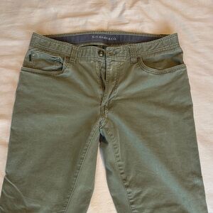 G.H. Bass & Co. Olive Chinos